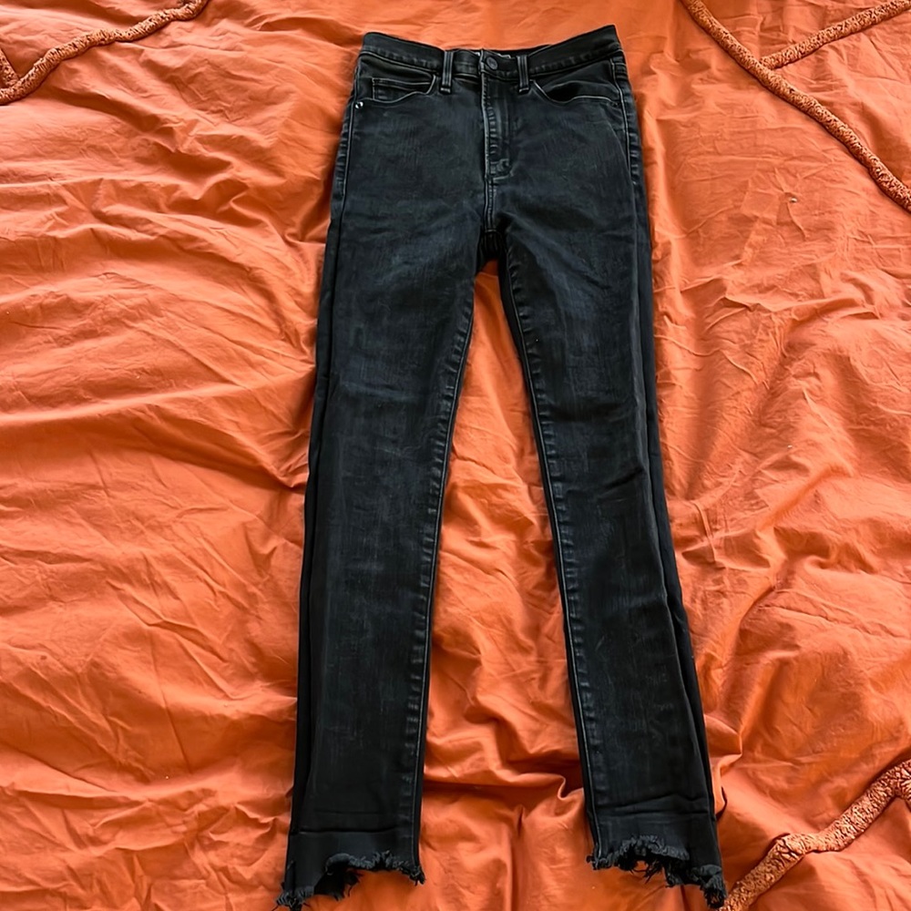 A&F Black Ultra High Rise Super Skinny Jeans